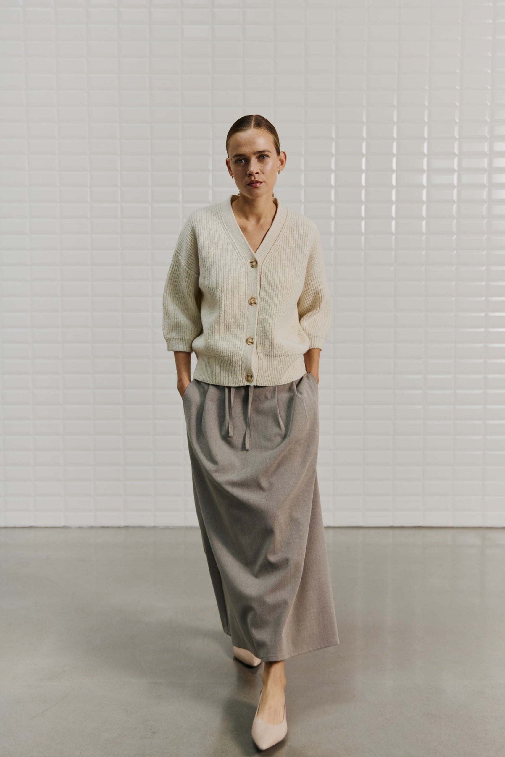 153615 | WithBlack - Agnolia Grå