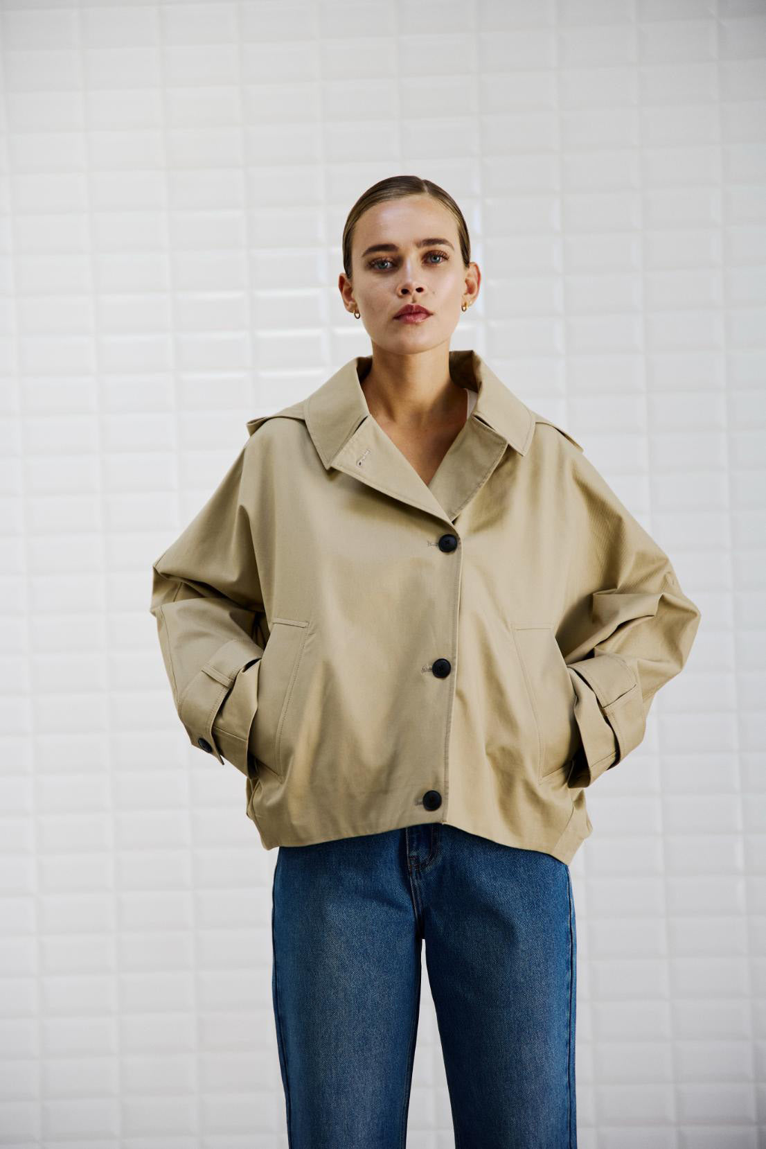 153558 | WithBlack - Alaia Sand