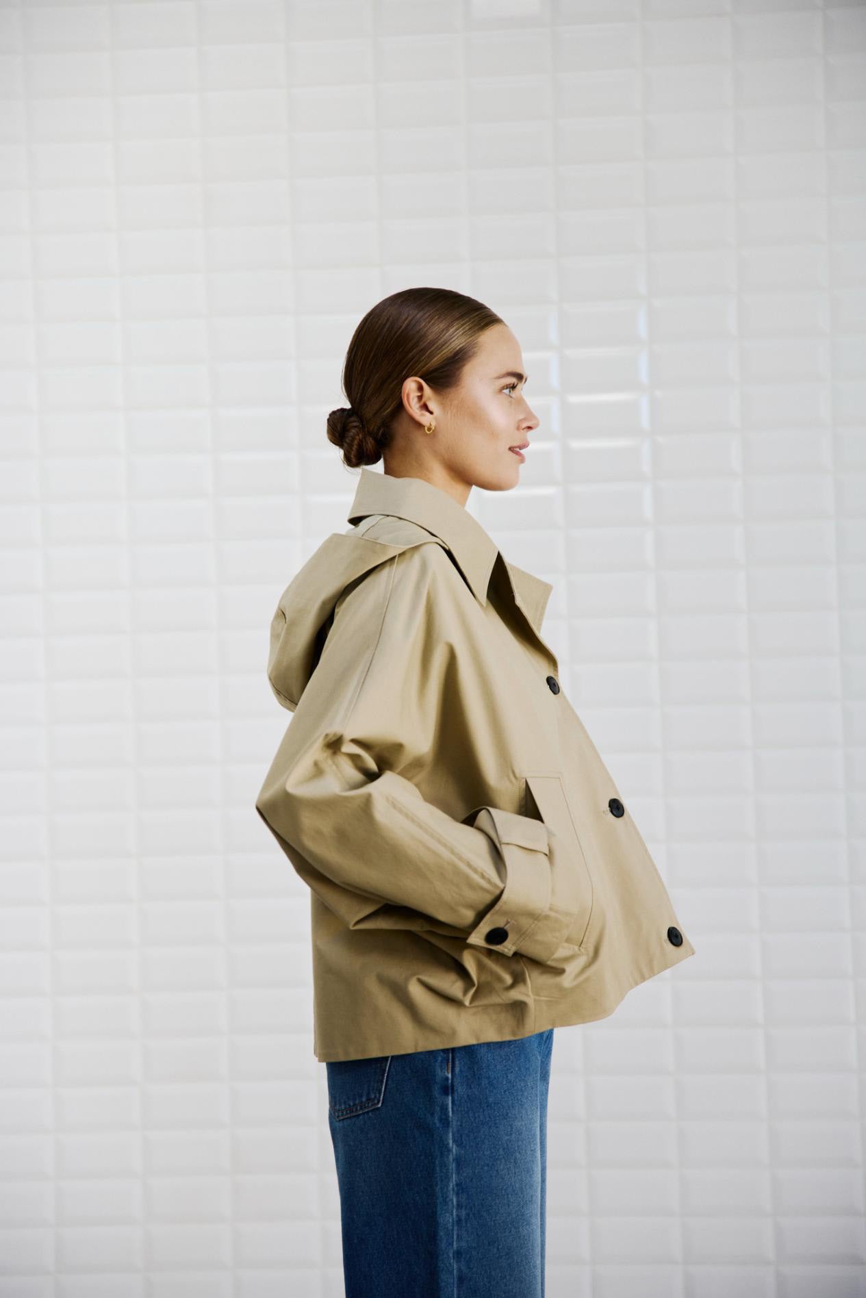 153558 | WithBlack - Alaia Sand