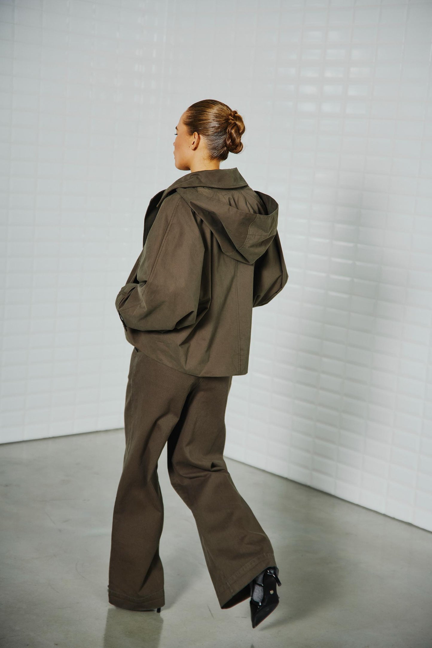 151936 | WithBlack - Alaia Army grøn