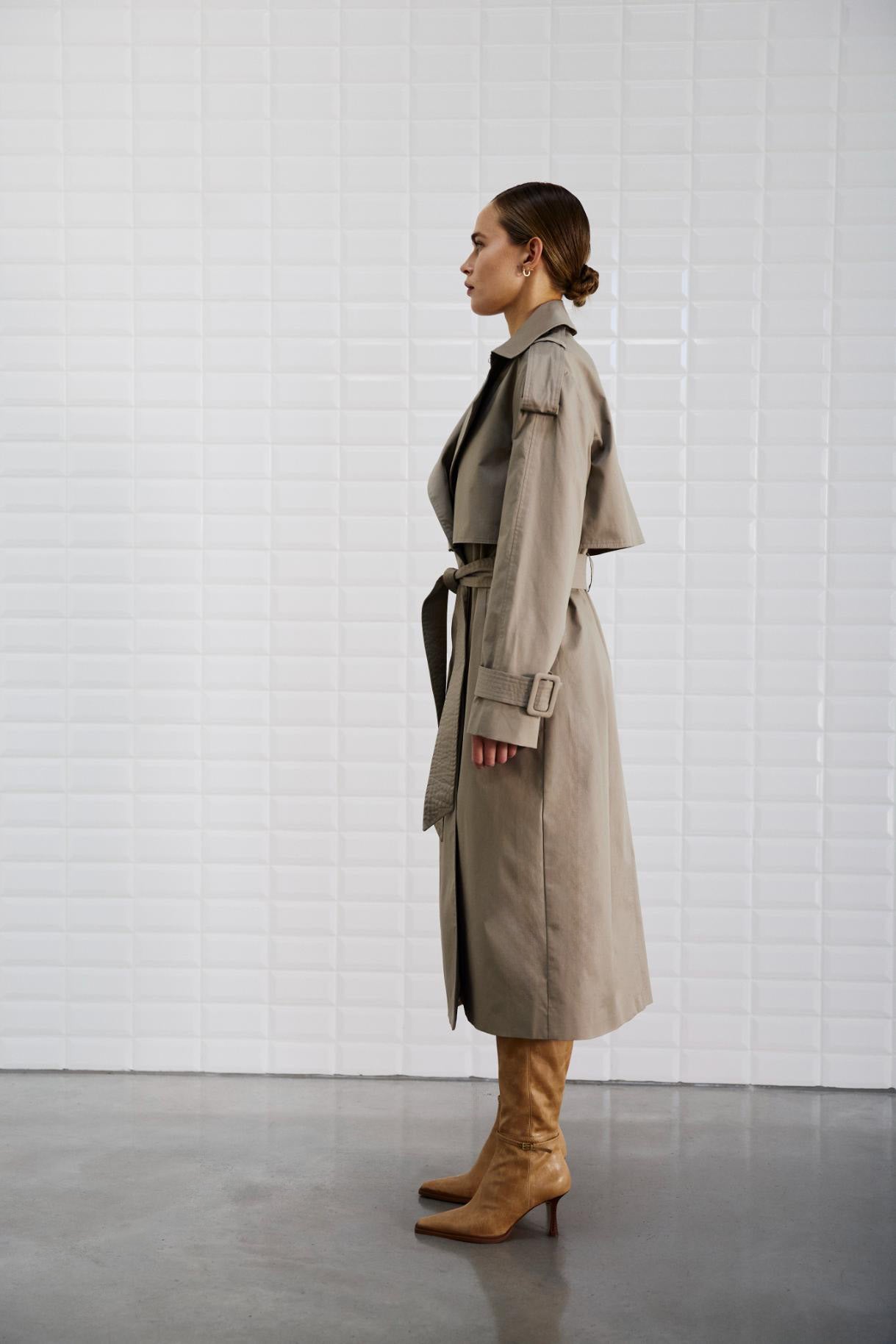 153607 | WithBlack - Augusta Lysebrun