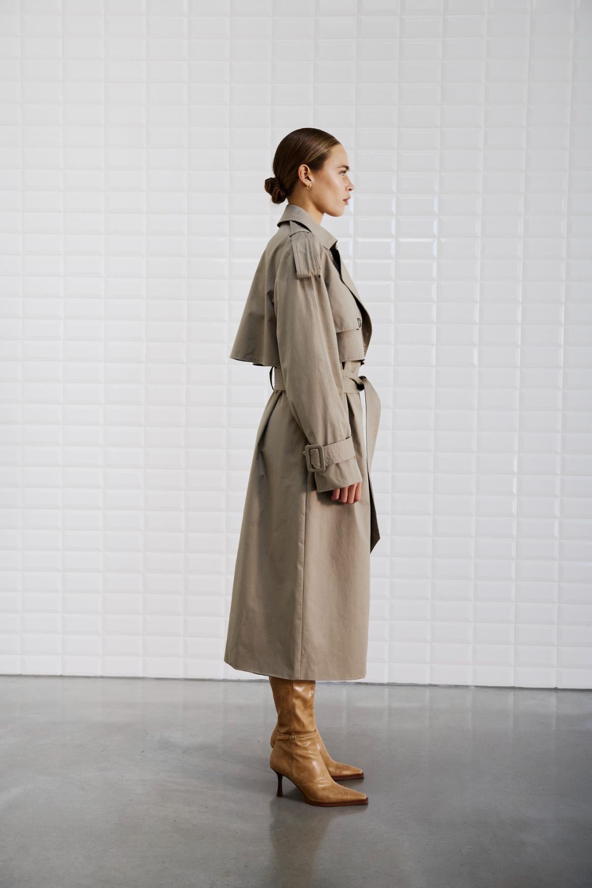 153607 | WithBlack - Augusta Lysebrun