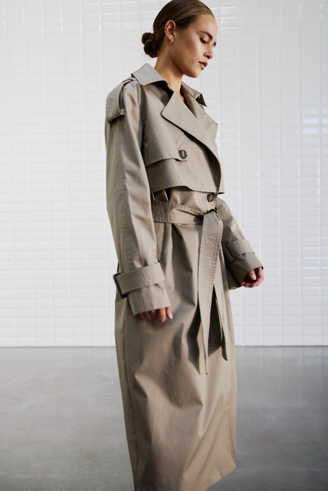 153607 | WithBlack - Augusta Lysebrun