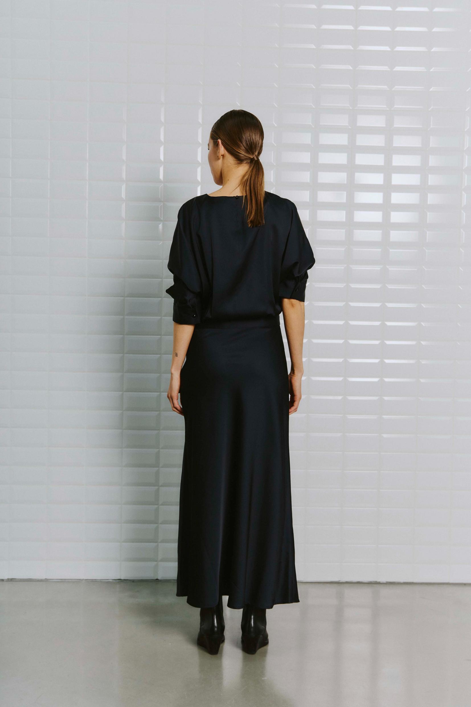 153194 | WithBlack - Dagmar Mørkeblå