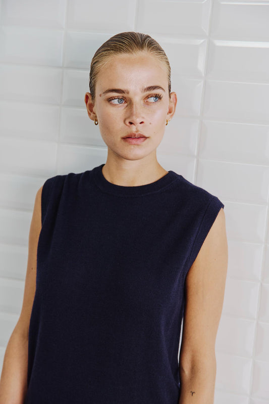  i Mørkeblå fra WithBlack