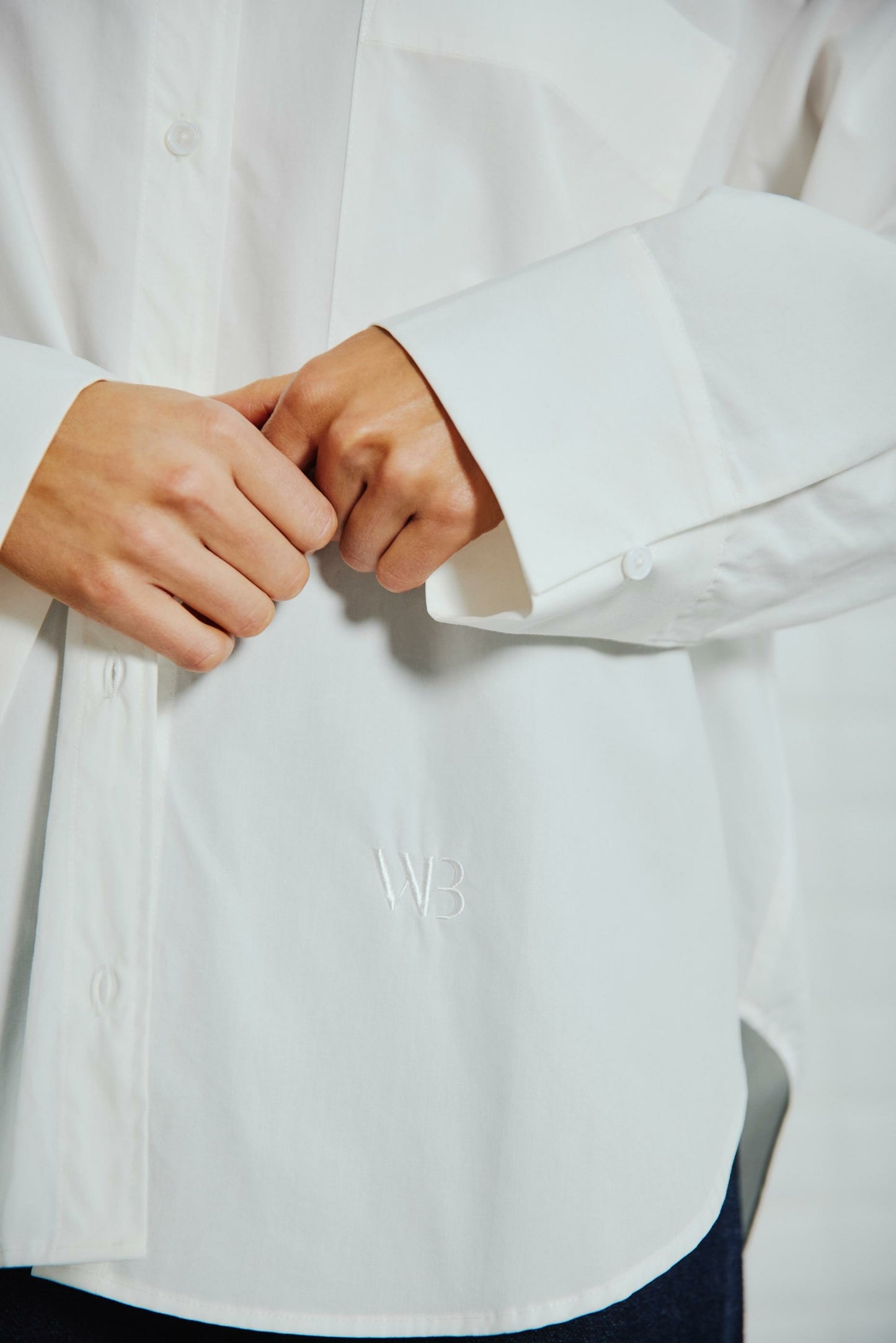 152209 | WithBlack - Nolan Hvid