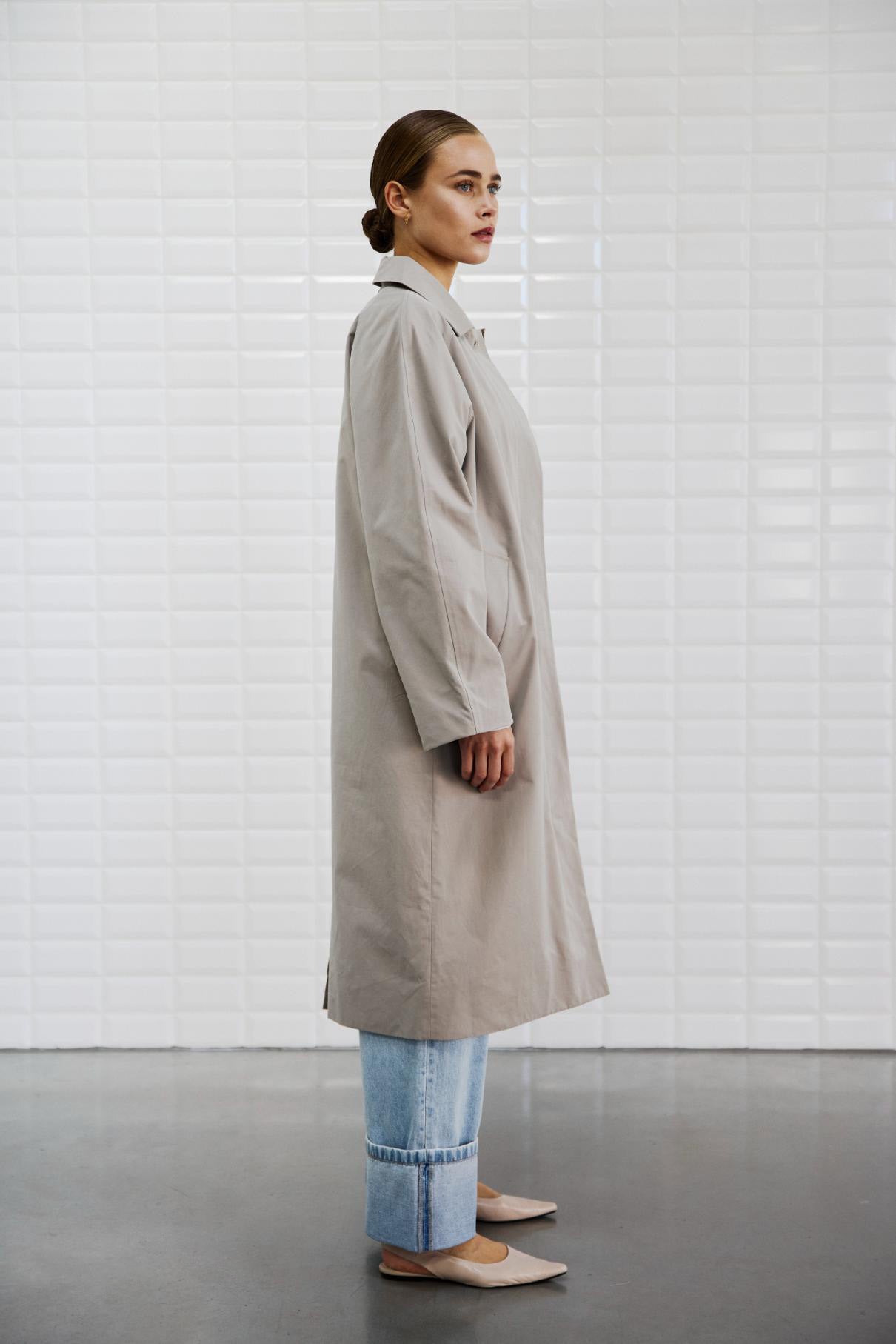 153606 | WithBlack - Paola Khaki