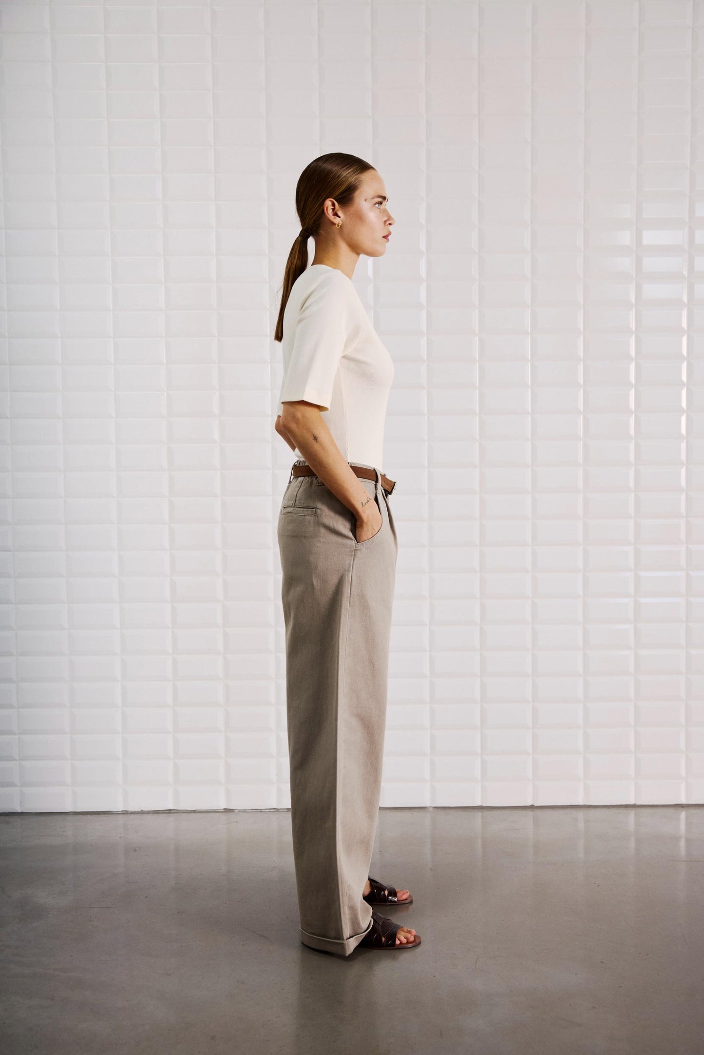 153534 | WithBlack - Steffi Sand