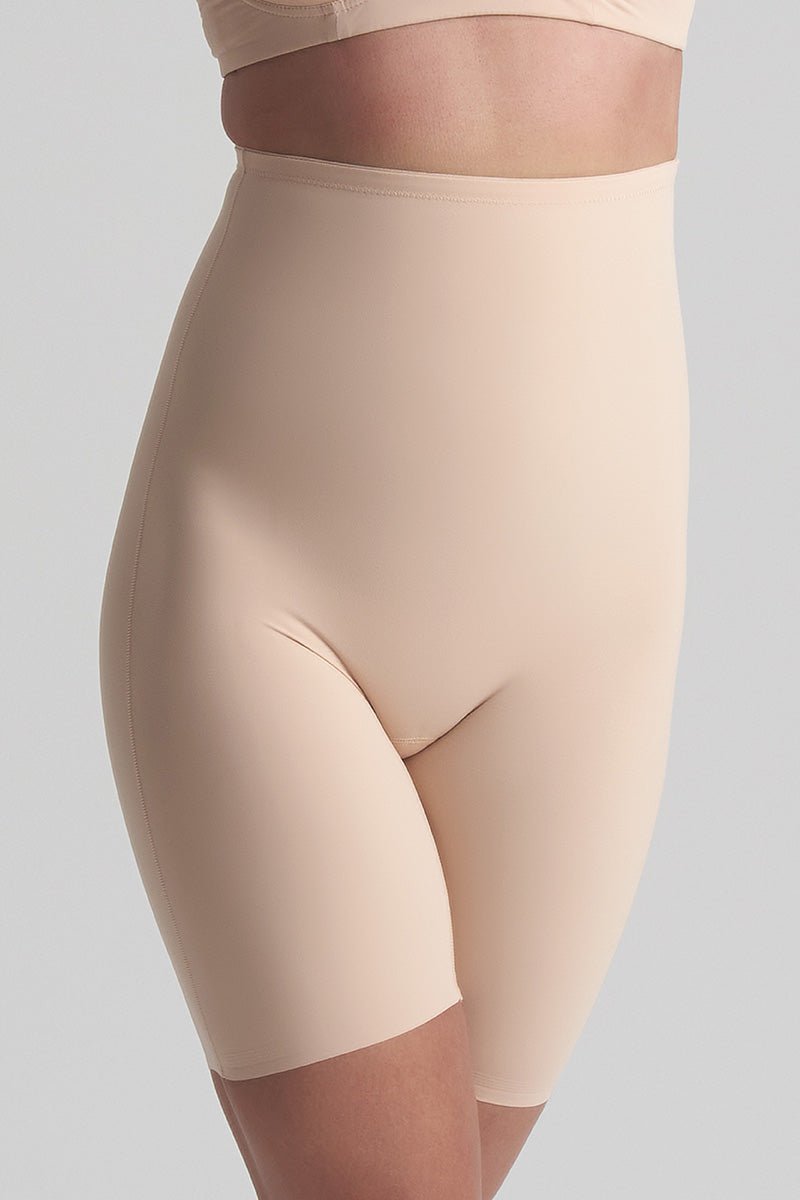 151141 | BYE BRA - High Waist Short Pudder