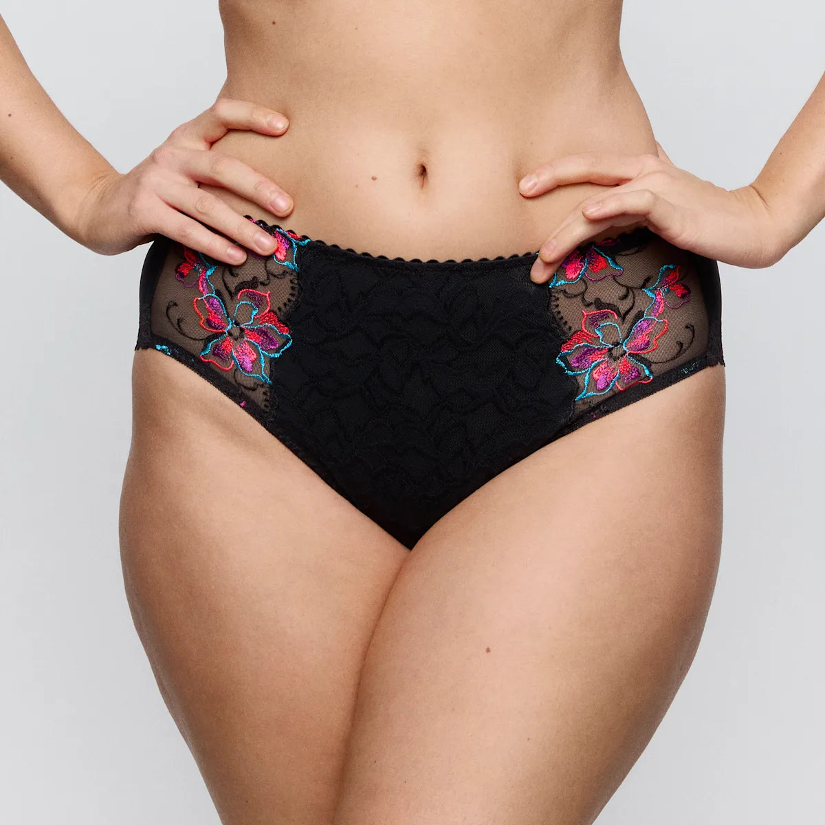 155800 | PrimaDonna - Miyara Floral Eclipse Sort mønstret