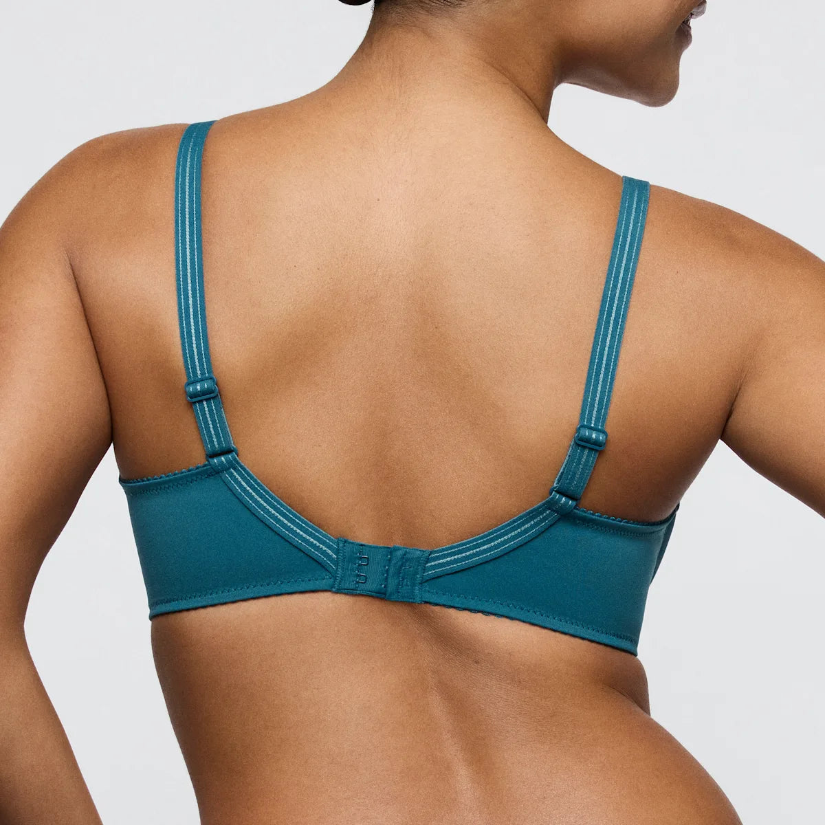 155233 | PrimaDonna - Deauville Peacock Petrol