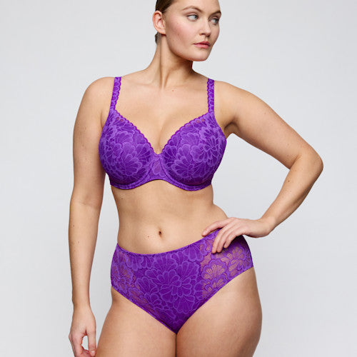 155358 | PrimaDonna Twist - Mocuto Italian Acai Lilla