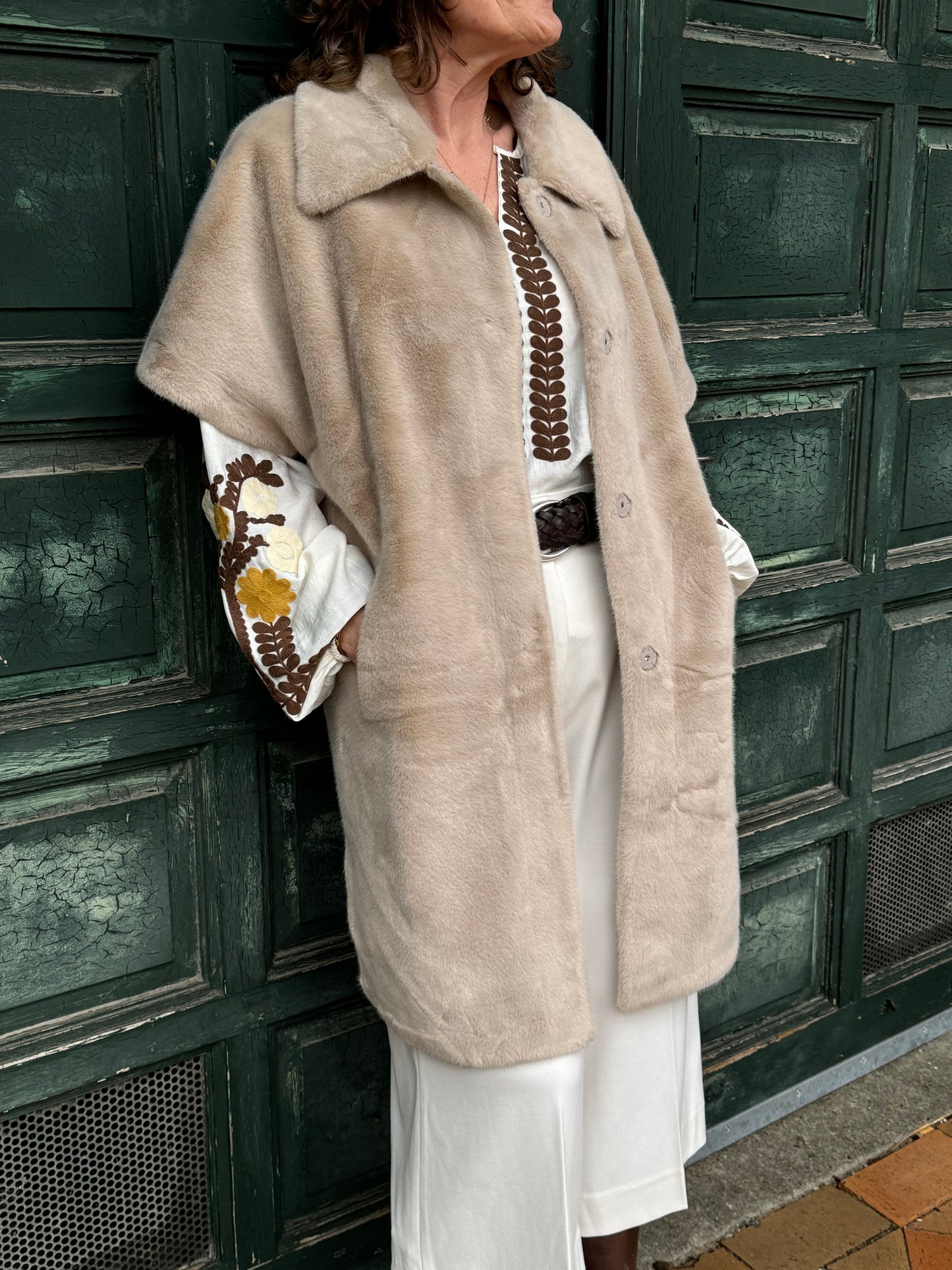 154085 | NOTYZ - Faux Fur Long Sand