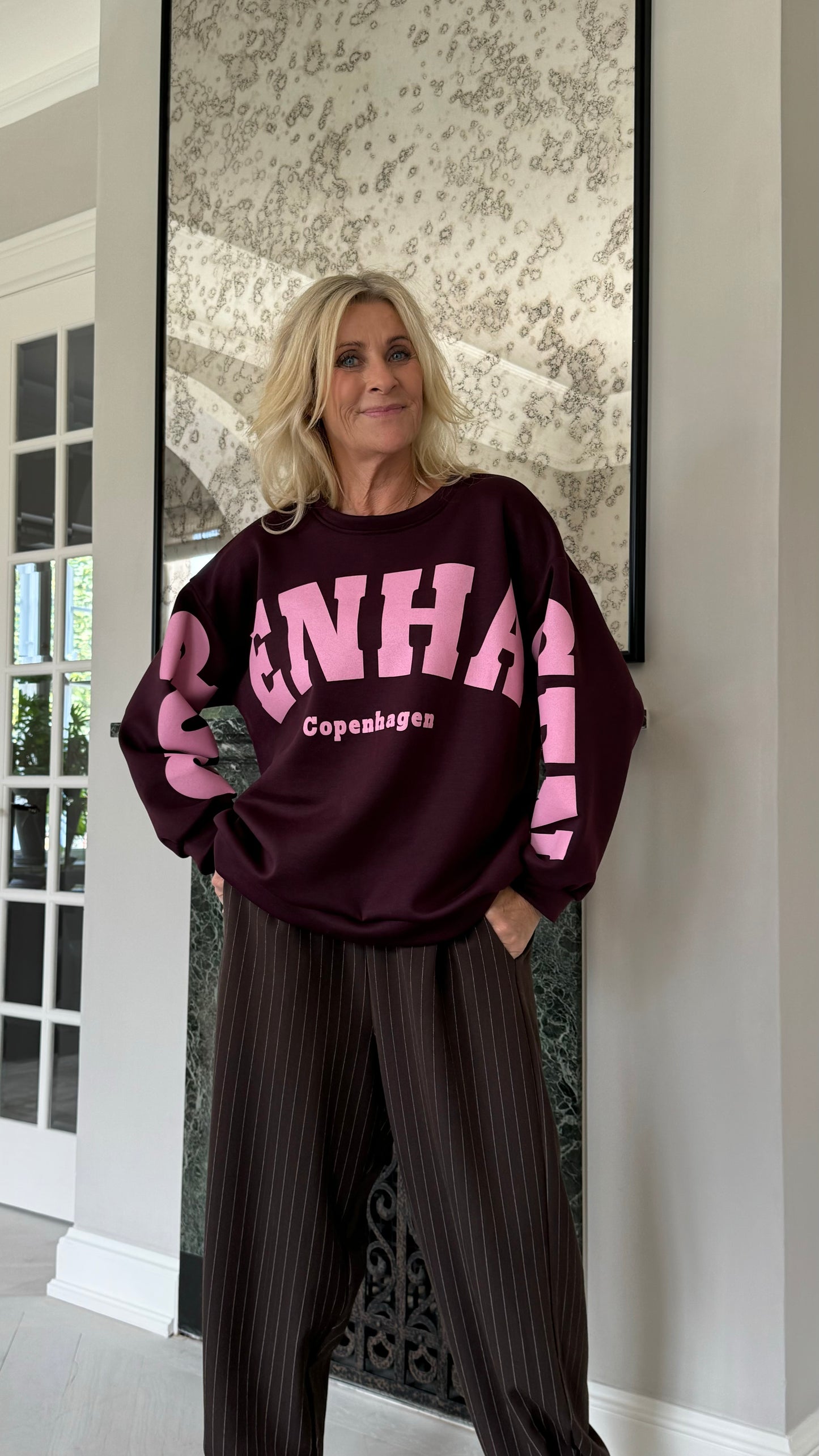 152756 | Marta du Château - Hibiscus Bordeaux