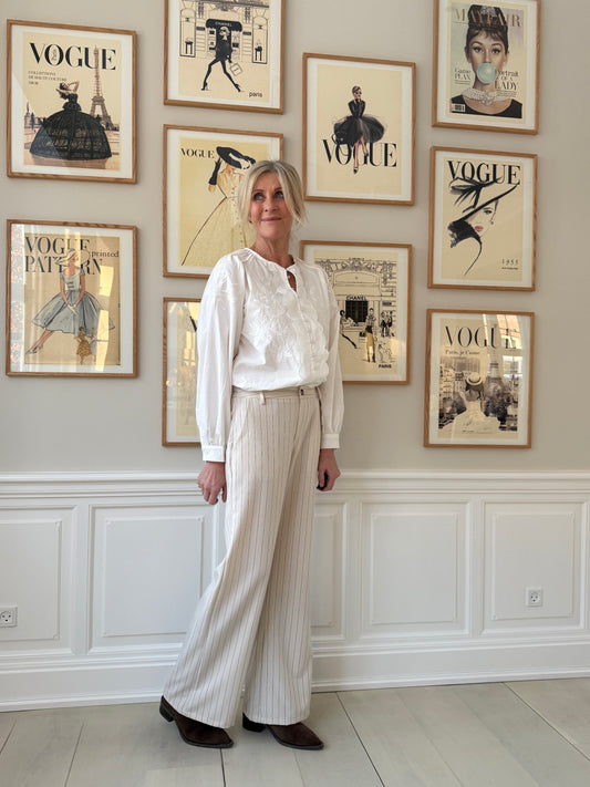  i Off white fra Black Colour