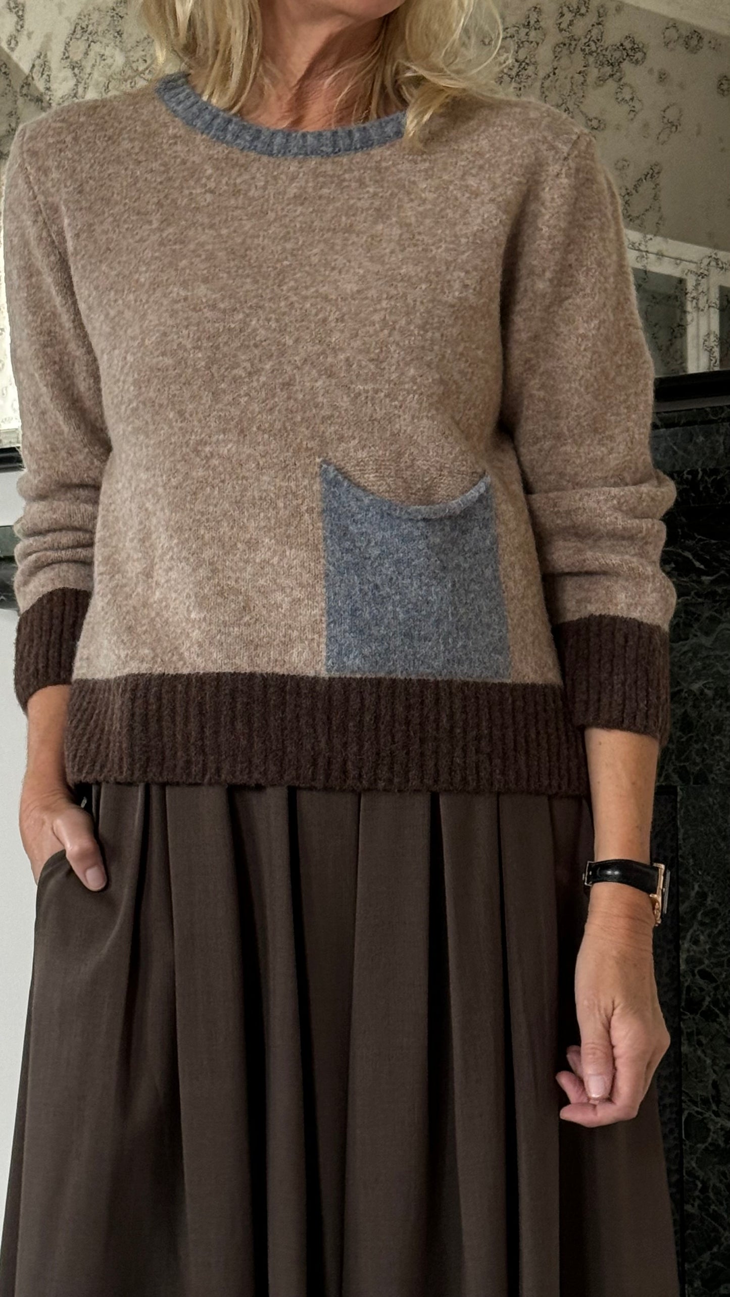 152832 | Marta du Château - Elora Brun