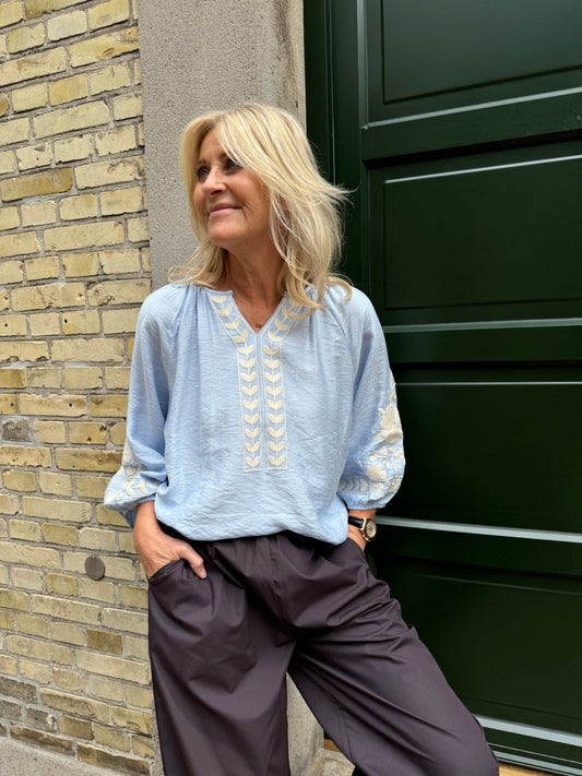  i Lyseblå fra Luxzuz