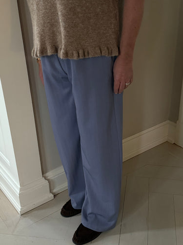 153705 | Marta du Château - Trine Blå