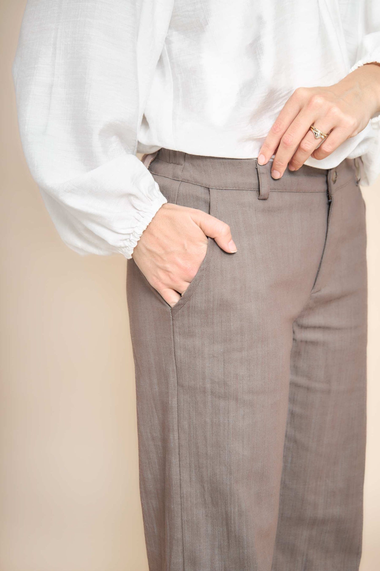 152113 | Black Colour - Box Brun