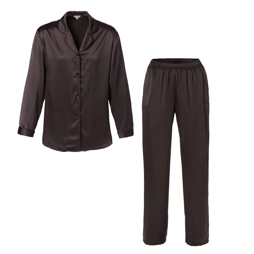 Lady Avenue – Pure Silk Brun: mørkebrunt pyjamas-sæt i silke bestående af en langærmet skjorte og lange bukser, der sikrer optimal komfort.