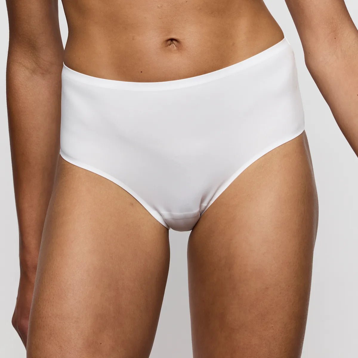 Marie Jo SOFT STUDIO naturfarvede, offwhite trusser med høj talje.