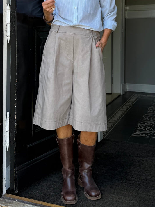  i Lysebrun fra Marta du Château