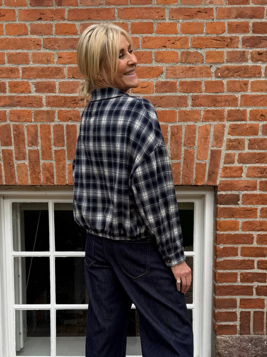  i Mørkeblå fra Marta du Château