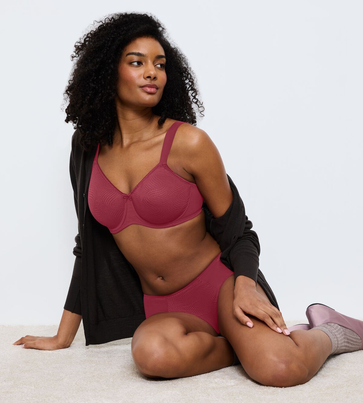 152160 | Triumph - Essential minimizer Paprika