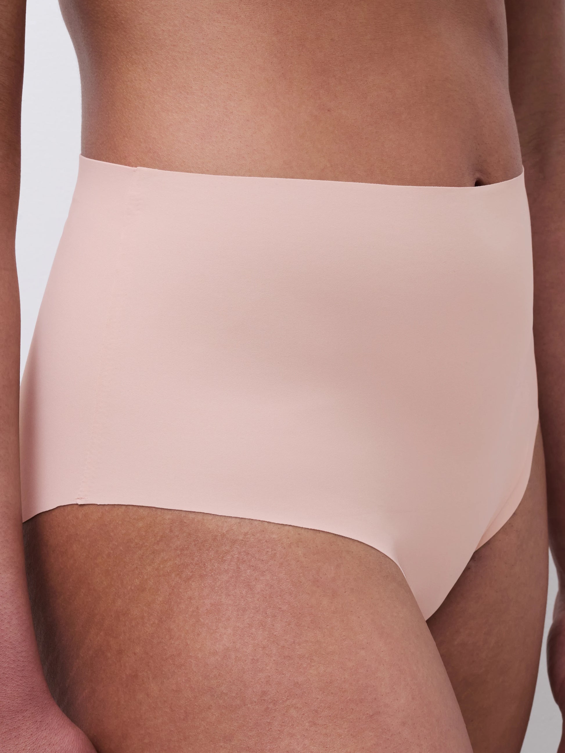 155790 | Chantelle Seamless - Defi Pudder