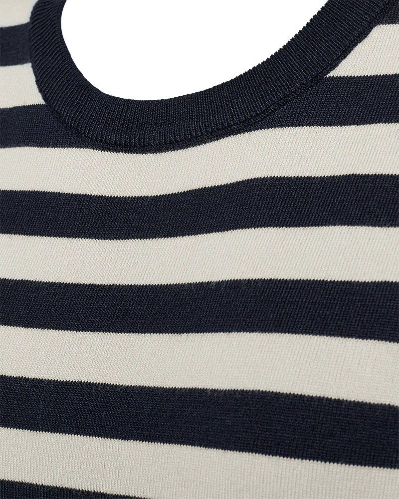 152143 | Freequent - Joel Stribet