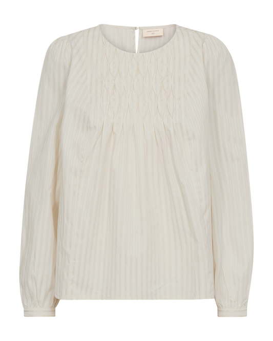  i Off white fra Freequent