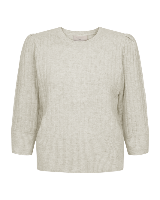  i Off white fra Freequent