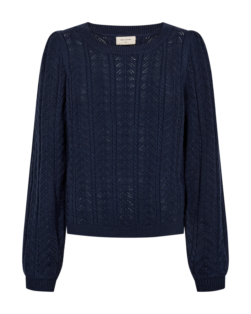 Hulstrikket bluse i mørkeblå fra Freequent