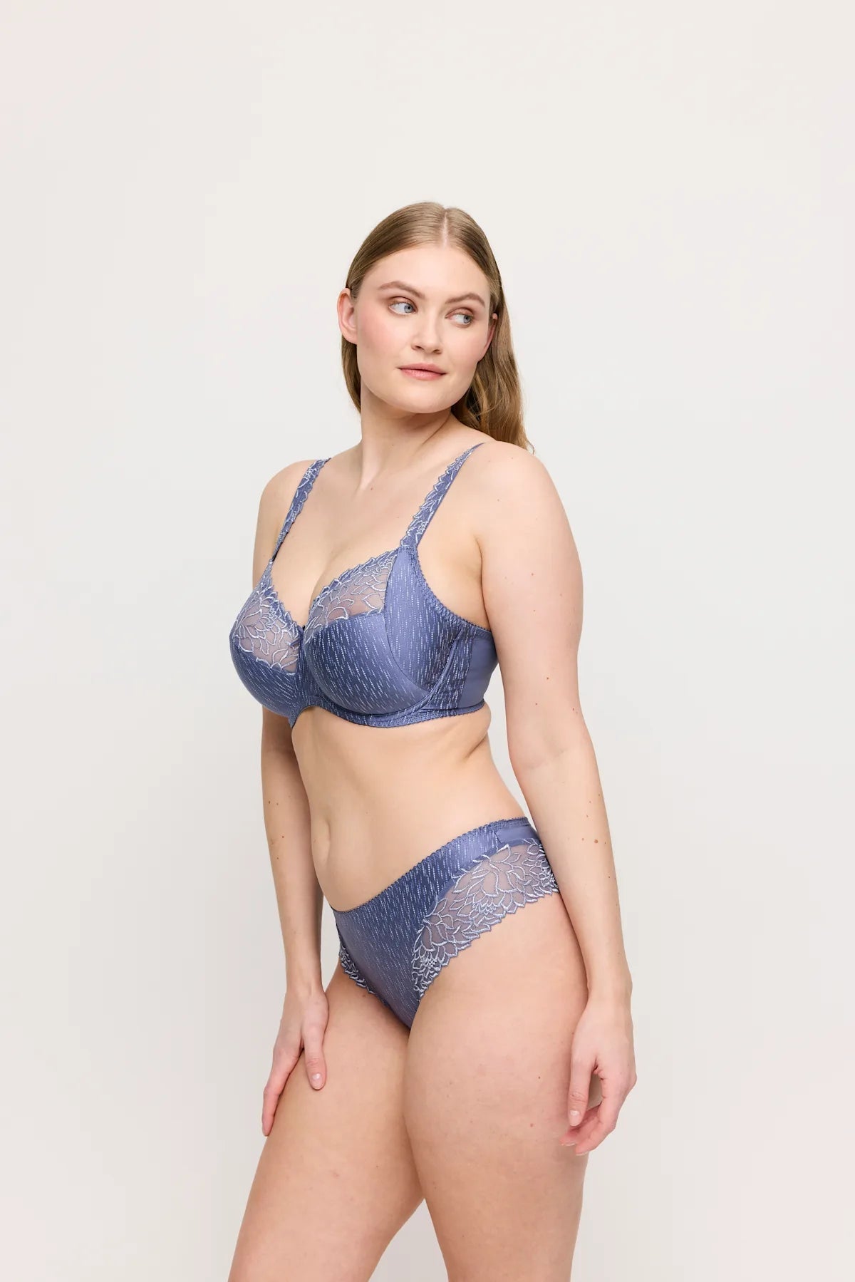 152190 | PrimaDonna - Monterrey Nightshadow Blue Blå