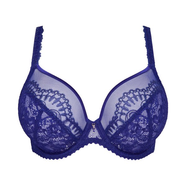 PrimaDonna Shimla Crazy Blue-bh: bh med bøjler, gennemsigtigt netstof, broderi på hvid baggrund.