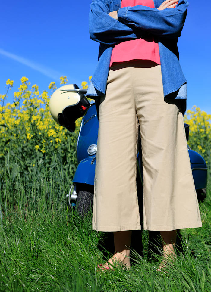 152118 | Black Colour - Davina Sort