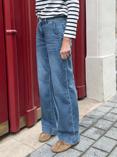 154070 | Red Button - Colette Denim