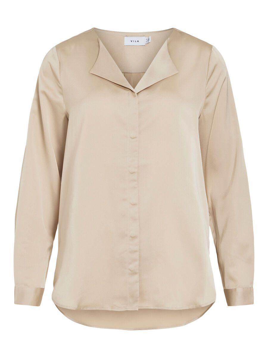 VILA Viellette Beige: Langærmet bluse med knapper, krave og buet nederkant på ensfarvet hvid baggrund. Mærke: VILA.