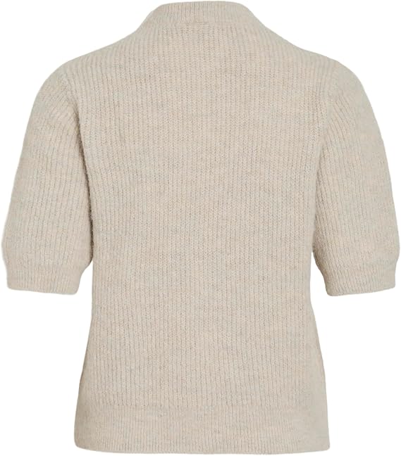 Bagside af VILA Viitza: Offwhite strik med korte pufærmer, høj krave og elegant ribstrikket struktur.
