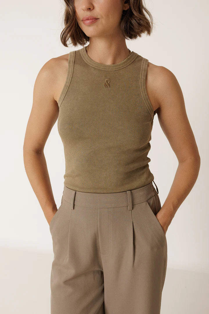 153972 | INDI & COLD - Camiseta Khaki