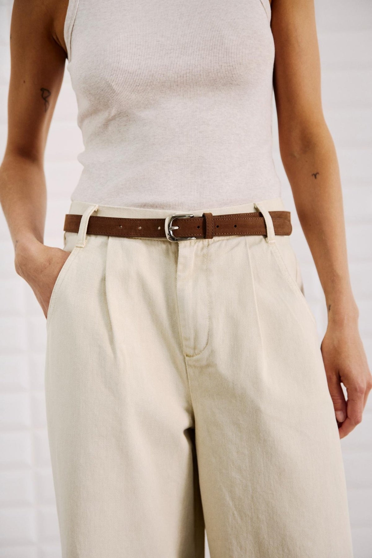 153535 | WithBlack - Steffi Off white