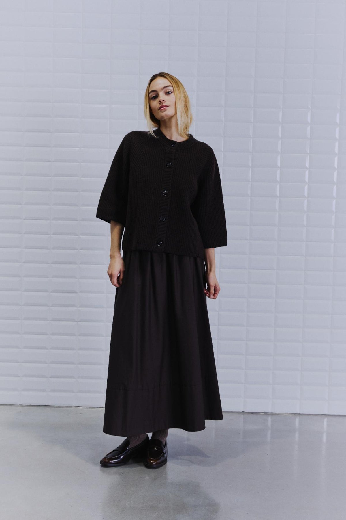 155340 | WithBlack - Vivianna Mørkebrun