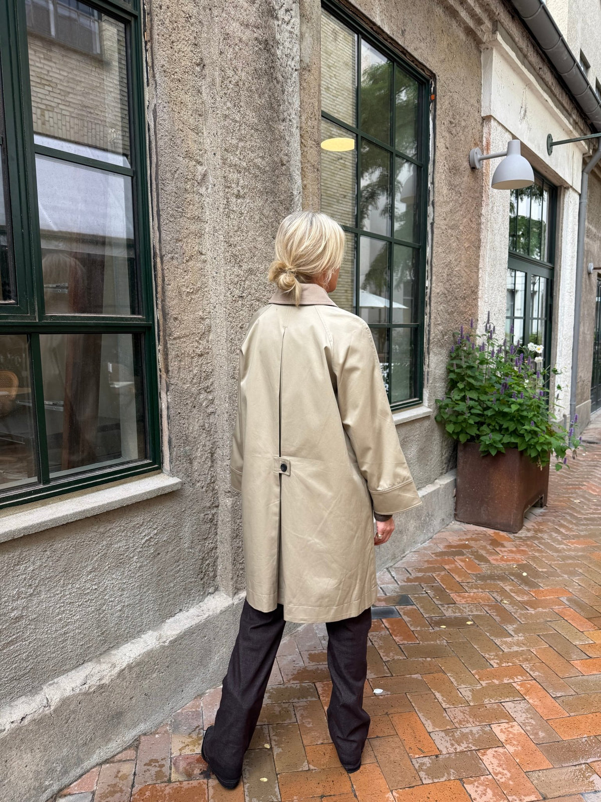 155379 | WithBlack - ALAIA Sand