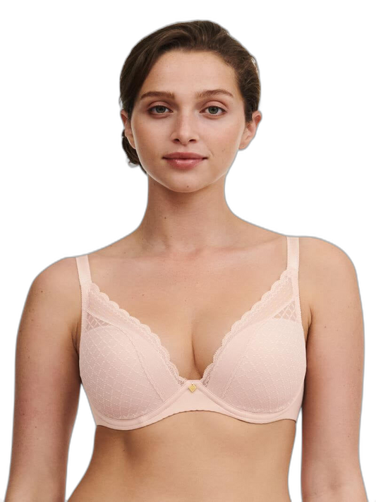 Bra with underwire and padding i Powder fra Chantelle EasyFeel