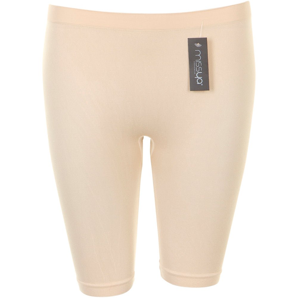 Missya Lucia Nude Sand – sømløse shorts, perfekte som underbukser for en glat silhuet, med stropper i linningen.