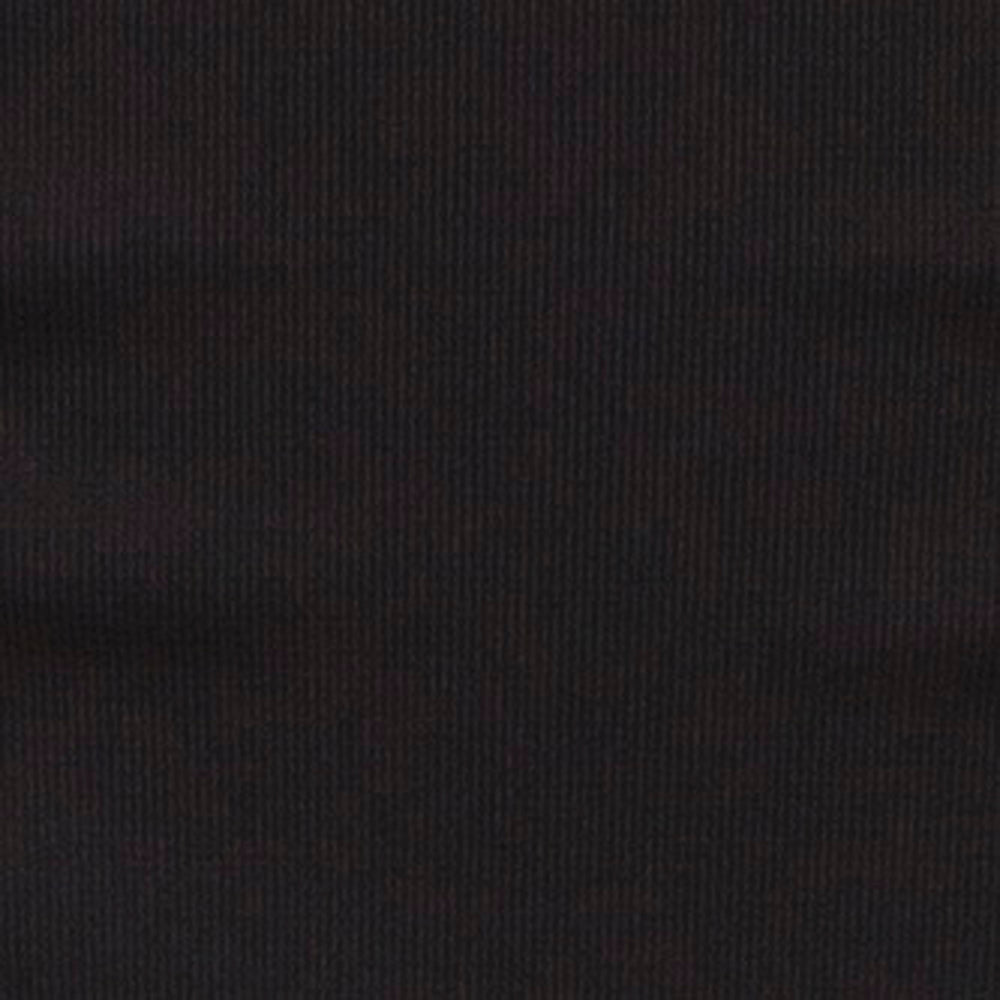 Nærbillede af Saltabad – Basic Black Sort fra Saltabad, med sort ribbet stof med diskrete vandrette linjer.